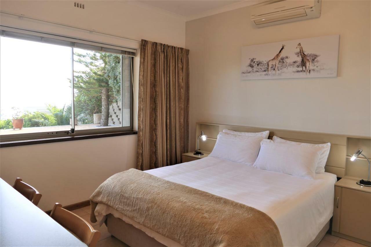 Guest House Michelitsch เคปทาวน์ ภายนอก รูปภาพ